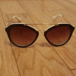 Carolina Lemke Aviator Sunglasses